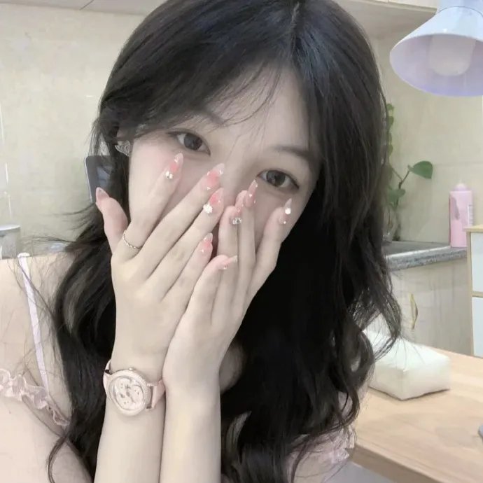 彩凤云裳